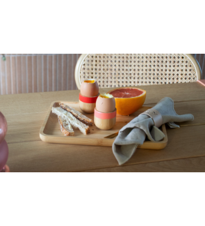 Pebbly:  Coquetier en bambou avec liseré rose