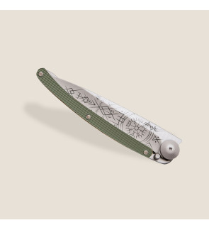 Deejo: Couteau de poche 37gr Viking finition titane gris manche aluminium kaki