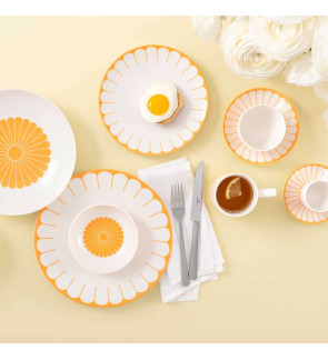 Villeroy & Boch: Fleurs Espresso Kop en Schotel, zon geel
