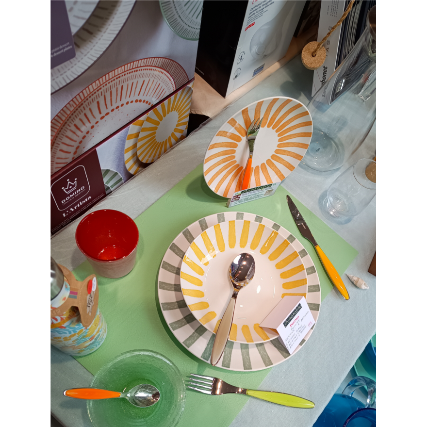 Domino Italian Design: Set vaisselle 18 pièces 3 couleurs L'Artista