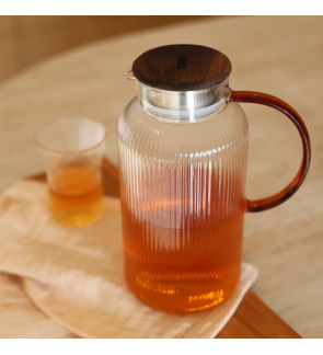 OGO:  KARL 2L borosilicaatglazen kan met oranje handvat