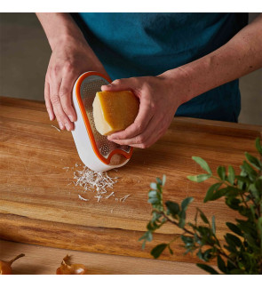 Fiskars: Kaas-/chocoladerasp met doos